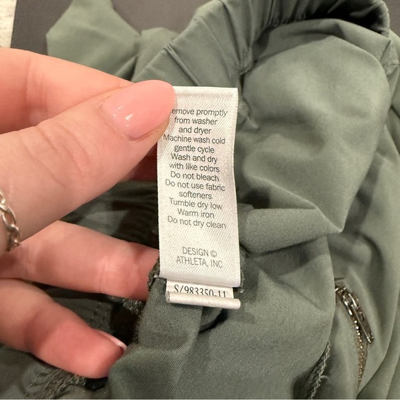 Athleta Green Aspire Ankle Pant - Picture 8 of 14